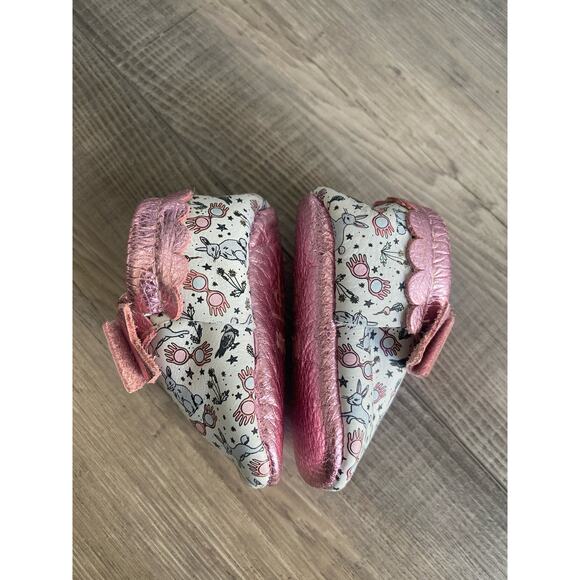 Harry Potter Pink Freshly Picked Moccasins - Picture 4 of 6